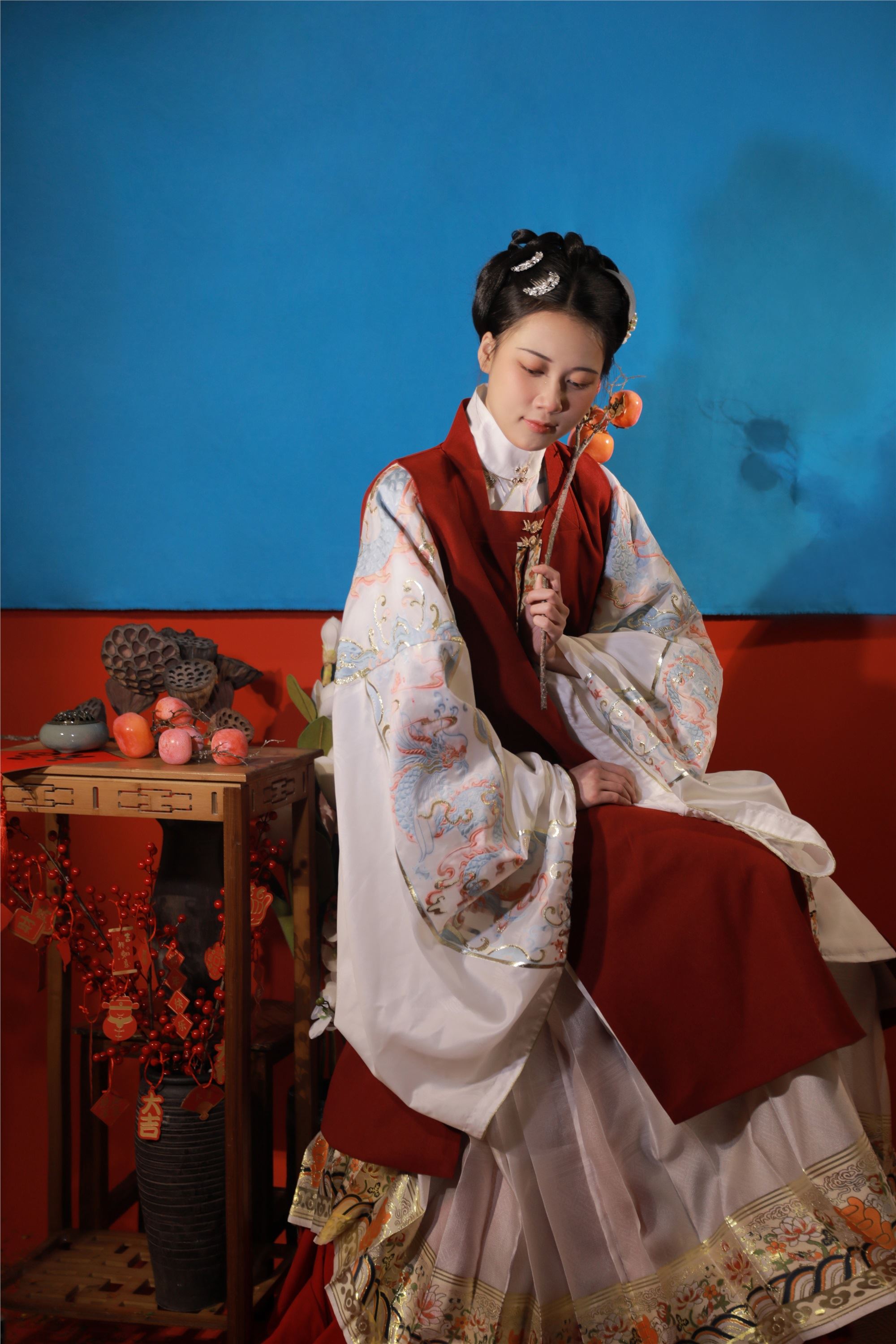 YITUYU艺图语 2025.01.25 新岁新春 番茄不是番茄